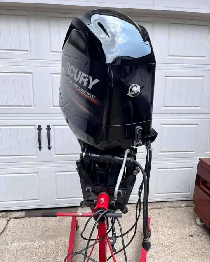 2015 Mercury 75HP 4-Stroke EFI Outboard Motor 2015 Mercury 75HP 4-Stroke EFI Outboard Motor